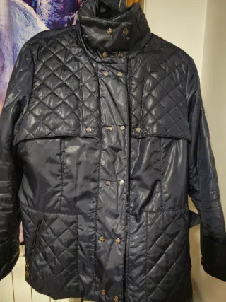 Cazadora acolchada azul marino talla L