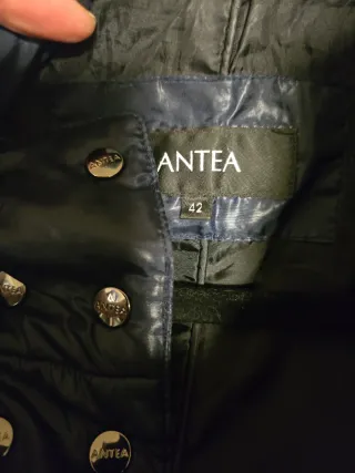 Cazadora acolchada azul marino talla L