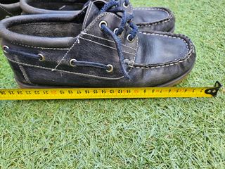 Náuticos de piel azul oscuro