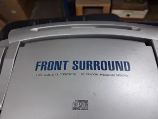 Radio Casete Gris y Plateado