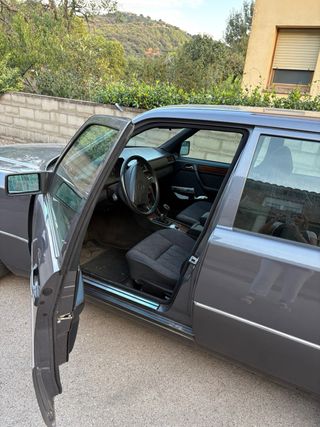 Mercedes-Benz Classe E220 1994