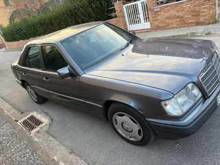 Mercedes-Benz Classe E220 1994