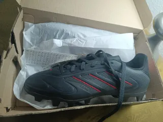 Zapatillas de fútbol Adidas Negras/Rojas