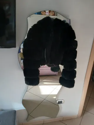 Pellicciotto sintetico nero