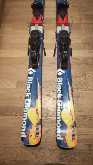 Esquis travesia, pieles y cuchillas