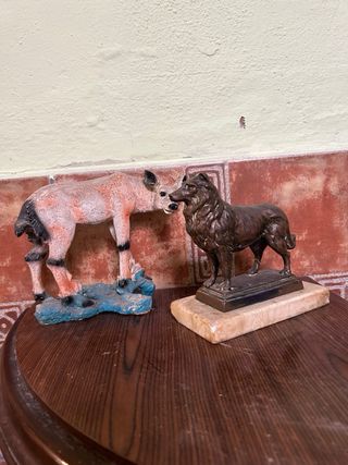 Figuras de perros decorativas