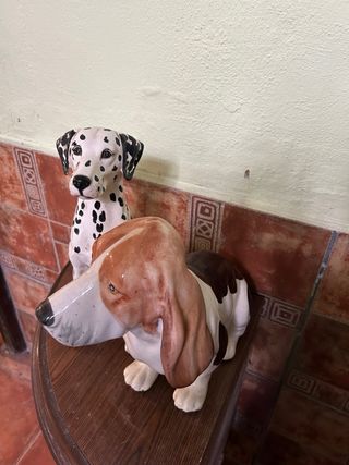 Figuras de perros decorativas