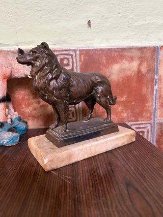 Figuras de perros decorativas