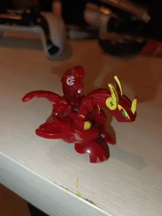 Bakugan Neo Dragonoid Pyrus Rojo