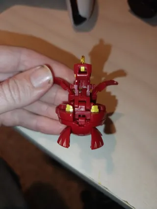 Bakugan Neo Dragonoid Pyrus Rojo