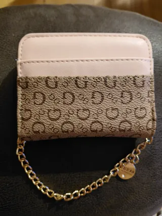 Cartera monedero Guess beige y rosa