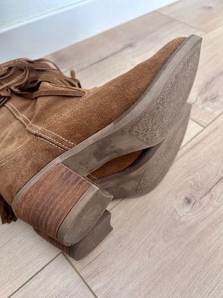 Botas camperas piel Nemonic flecos