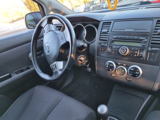Nissan Tiida 2008
