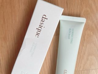 DASIQUE - Corrector Sun Base Green