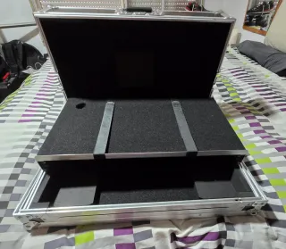 Controladora DJ Traktor S4 MK3