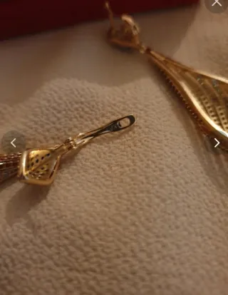 Pendientes chapados en oro multicolor