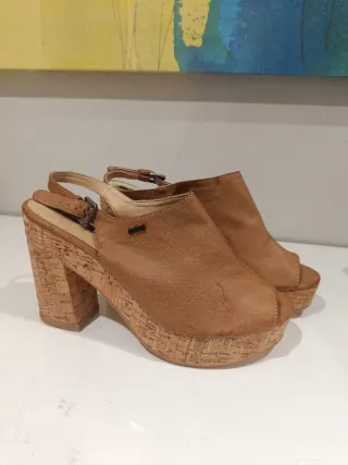 Sandalias Mustang Marrones