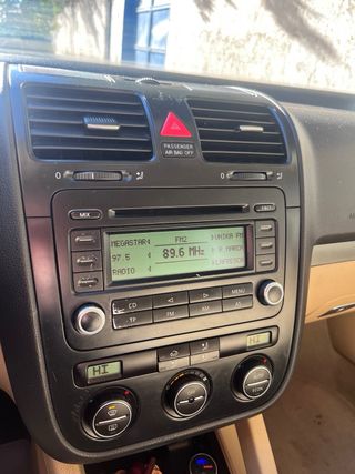 Volkswagen Golf 2005