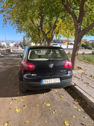 Volkswagen Golf 2005