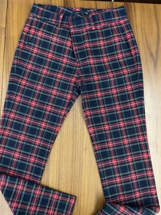 Pantalón cuadros escoceses Zara Woman