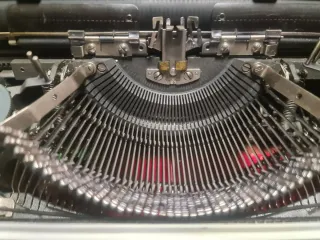 Máquina de escribir Olympia Regina de Luxe