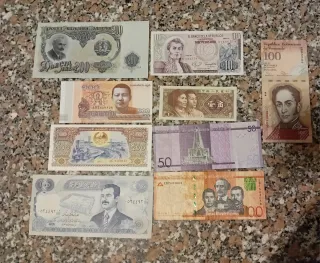 Lotto 9 banconote mondiali