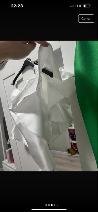 traje satén falda y blusa evento