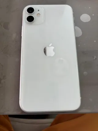 Apple Watch e iPhone 11 in vendita