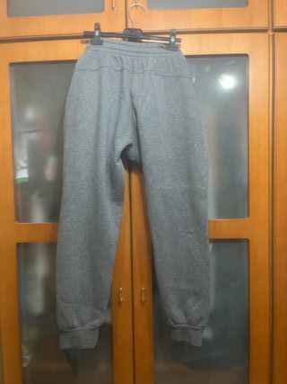 Pantalón chándal EA gris