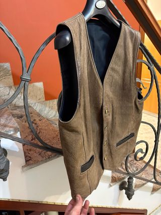 Gilet in vera pelle vintage effetto invecchiato