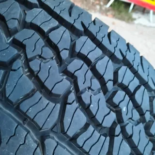 Ruedas BFGoodrich Trail-Terrain T/A