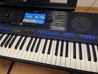 Teclado Yamaha PSR-SX900