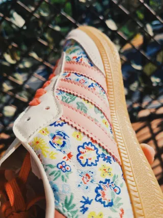 Zapatillas Adidas samba x Liberty London rosas