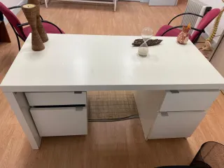 Mesa escritorio blanca