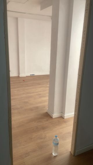Instalación suelo vinílico y laminado