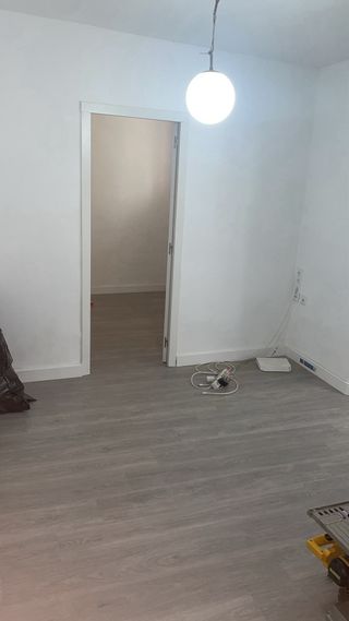 Instalación suelo vinílico y laminado