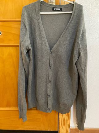 Jersey Bershka gris