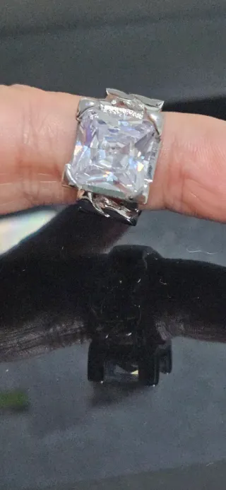 Anillo Bottega Veneta Talla 8