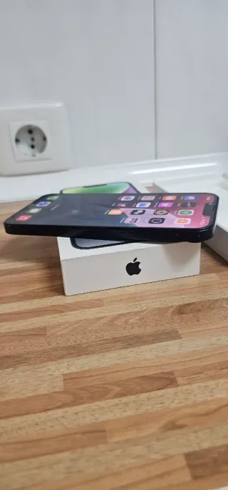 iPhone 14 Plus - 128 gb