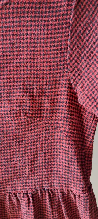 Vestido rojo y negro