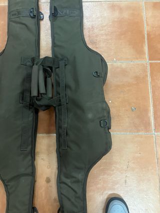 Fundas para cañas de pesca 10ft. marca avid