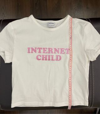 Camiseta Bershka Internet Child Talla pequeña