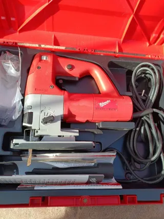 Sierra de calar Milwaukee