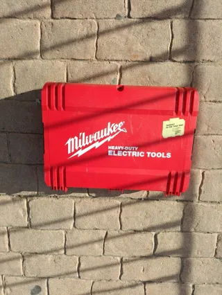 Sierra de calar Milwaukee