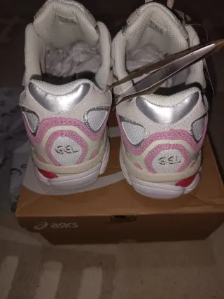 Zapatillas Asics Gel-Nyz