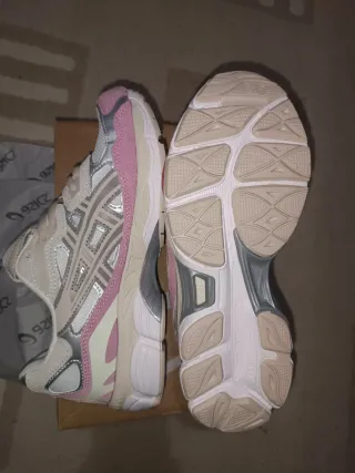 Zapatillas Asics Gel-Nyz