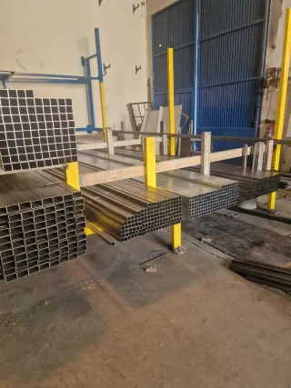 Perfiles metálicos cuadrados