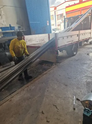 Perfiles metálicos cuadrados