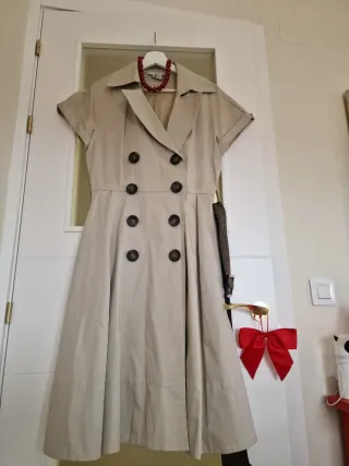 Lote 2 vestiti beige e marrone