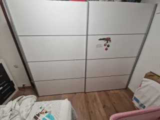 Armario de madera Negociable